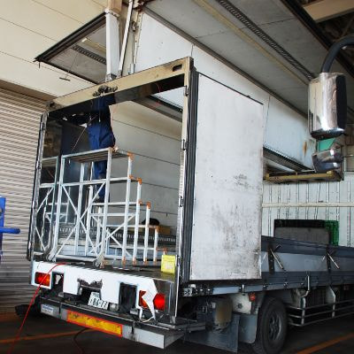 トラック門戸交換